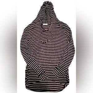 Ginger G; EUC; Worn Once; Med; Heather Blue/White Stripe; Lightweight Hood Top